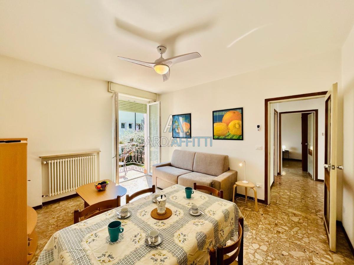 Ares Apartment - Vicino Al Lago Di Garda E Alla Stazione Treno Desenzano del Garda Esterno foto