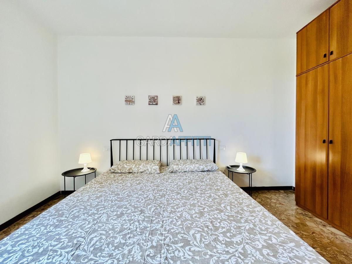 Ares Apartment - Vicino Al Lago Di Garda E Alla Stazione Treno Desenzano del Garda Esterno foto