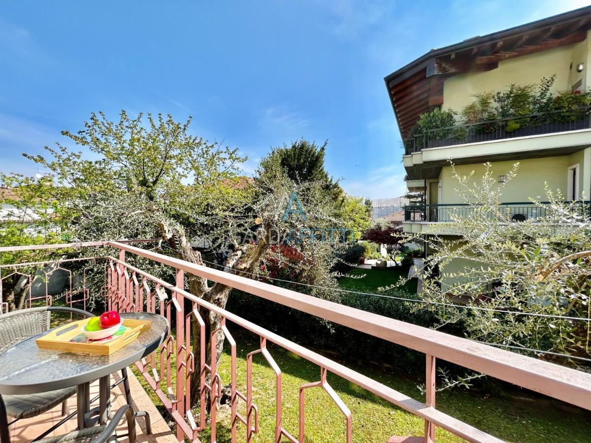 Ares Apartment - Vicino Al Lago Di Garda E Alla Stazione Treno Desenzano del Garda Esterno foto